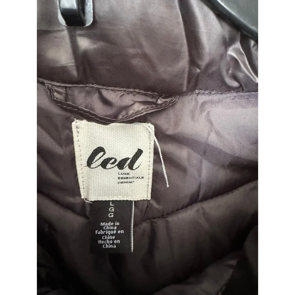 Luxe Essentials Denim (LED) black puffer vest size‎ L